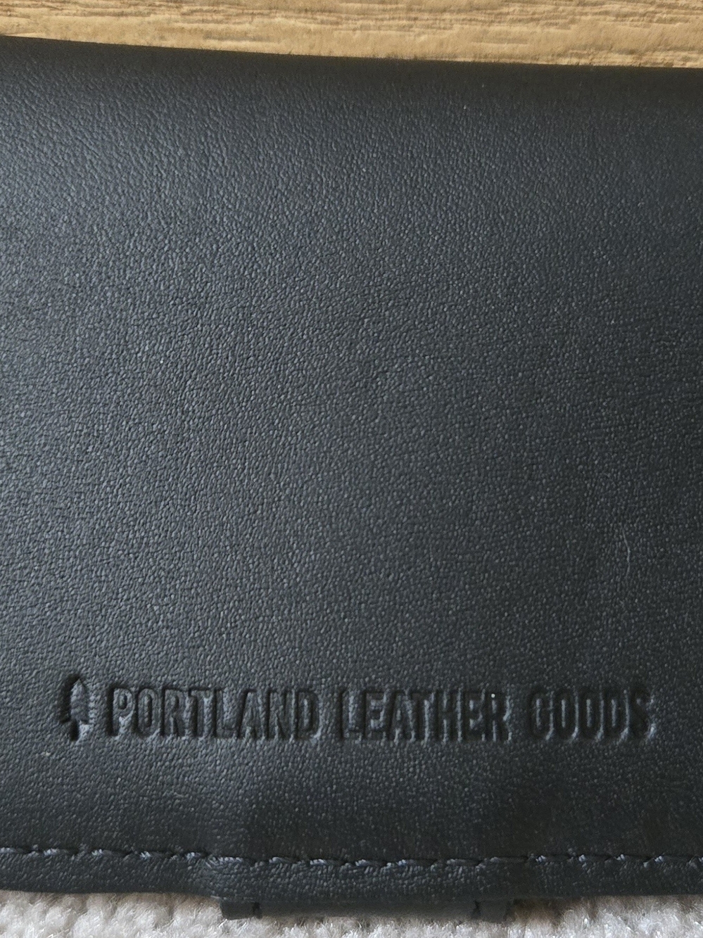 Portland Leather Black Leather Snap Bi-foldWallet w/ Brushed Metal Logo Button - Picture 4 of 7